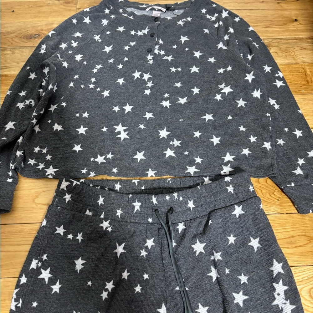 Victoria's Secret Gray and White Star Pajama Set - Picture 2 of 3